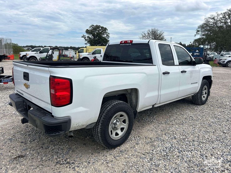 2018-chevrolet-silverado-1500-image-3