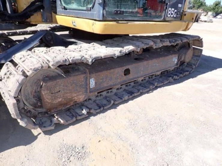 2014-deere-85g-image-37