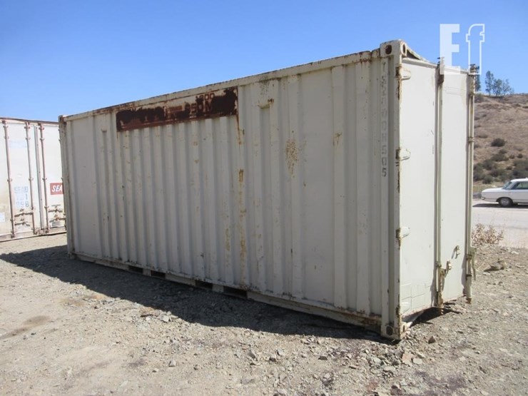 20'-storage-container-w/roll-up-side-door-image-2