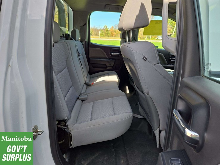 2014-chevrolet-silverado-1500-image-26