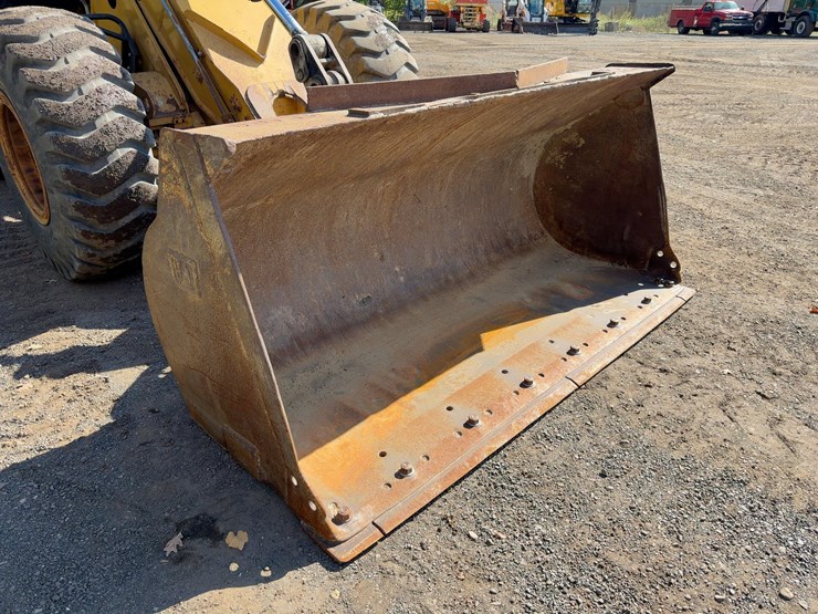 2010-caterpillar-930h-image-8