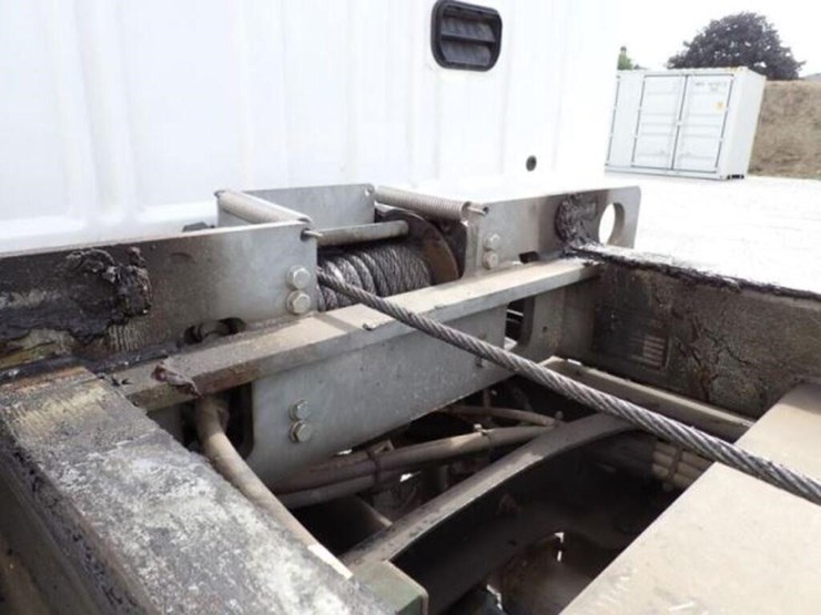2023-ford-f650-image-46