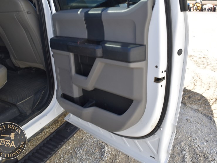 2020-ford-f550-xl-image-58