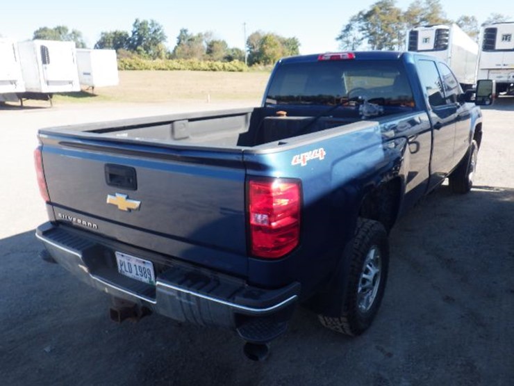 2021-chevrolet-2500-image-8