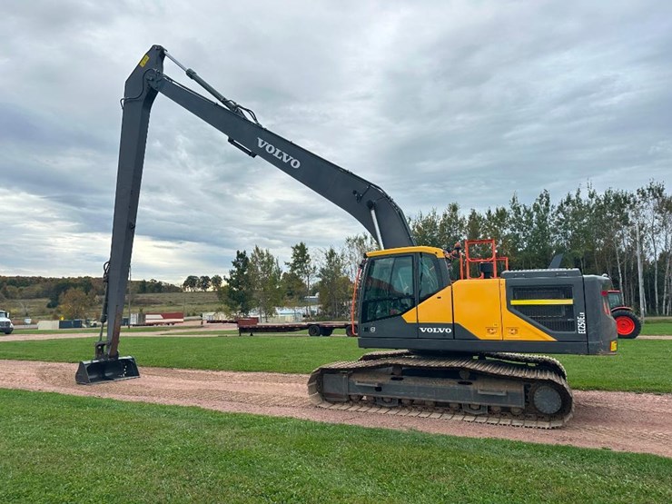 volvo-ec250e-lr-image-5