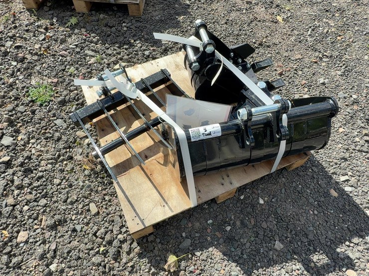 quantity-of-mini-excavator-attachments-image-1