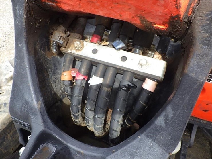 kubota-u55-5-image-14
