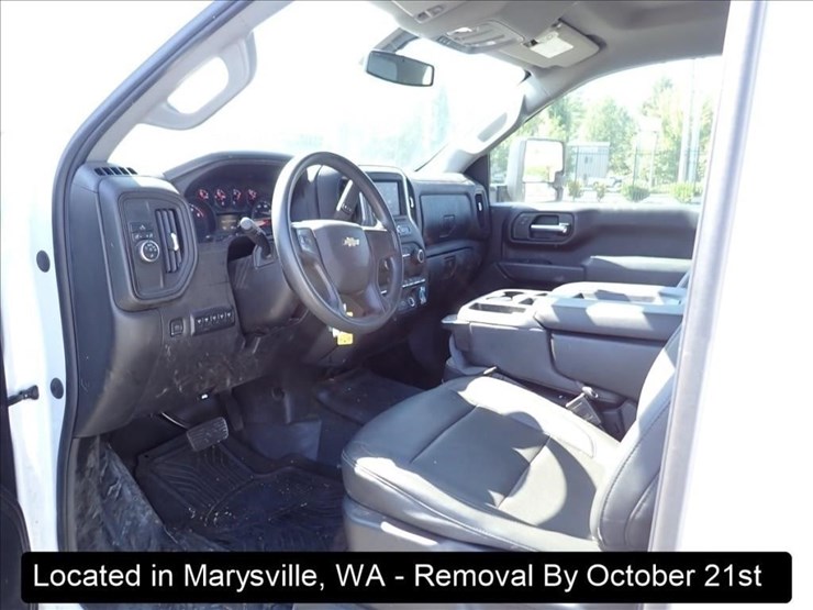 2022-chevrolet-3500-image-6