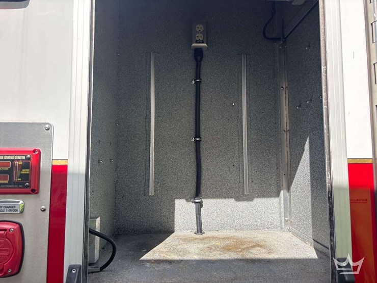 2019-e-one-pumper-image-5