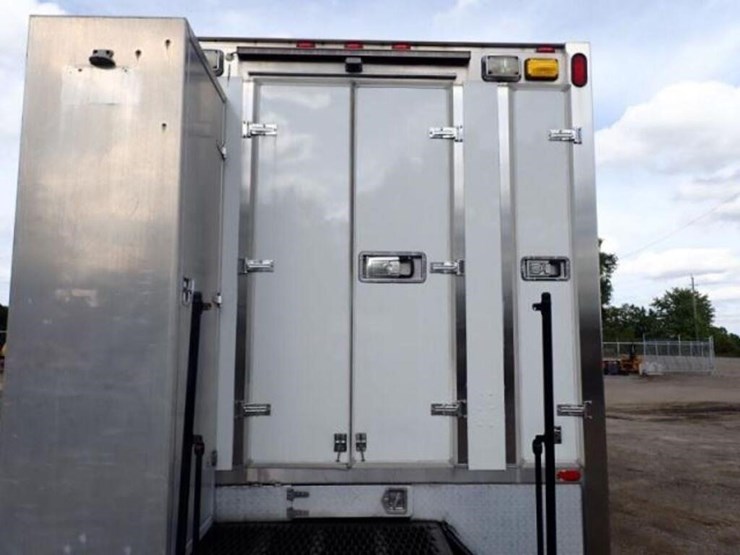 2009-international-durastar-4400-image-44