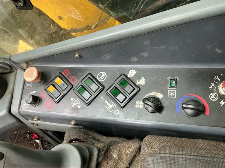 2008-deere-753g-image-16
