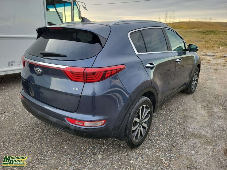 2017-kia-sportage-image-4