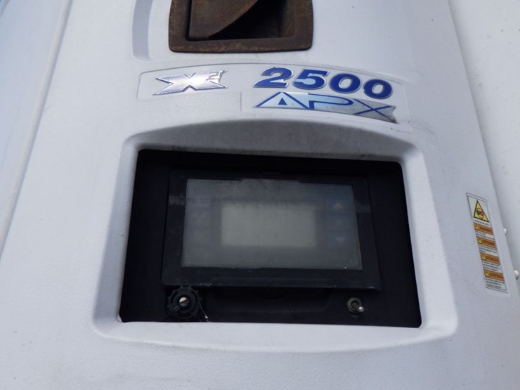 2014-utility-3000r-image-24