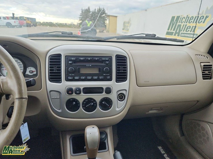 2006-ford-escape-image-11