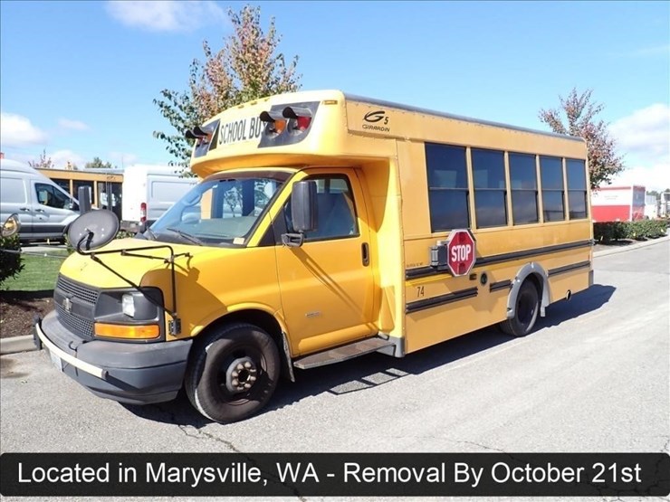 2009-chevrolet-3500-image-2