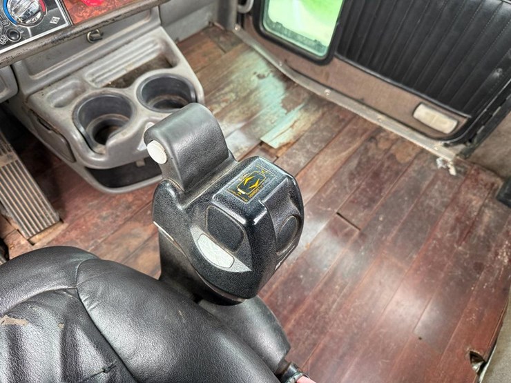 kenworth-t800-image-59