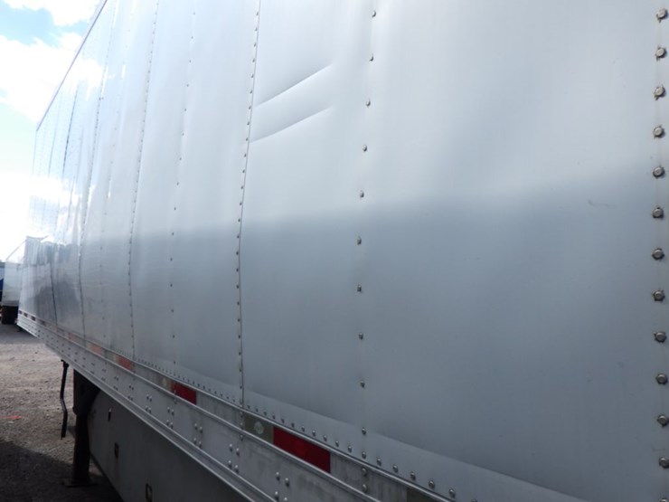 2012-utility-reefer-image-26