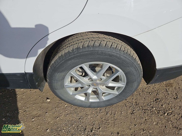 2022-chevrolet-equinox-image-9
