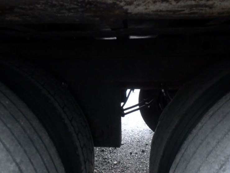2012-utility-3000r-image-10