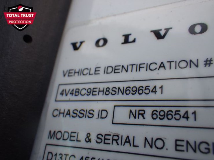 2025-volvo-vnl860-image-20