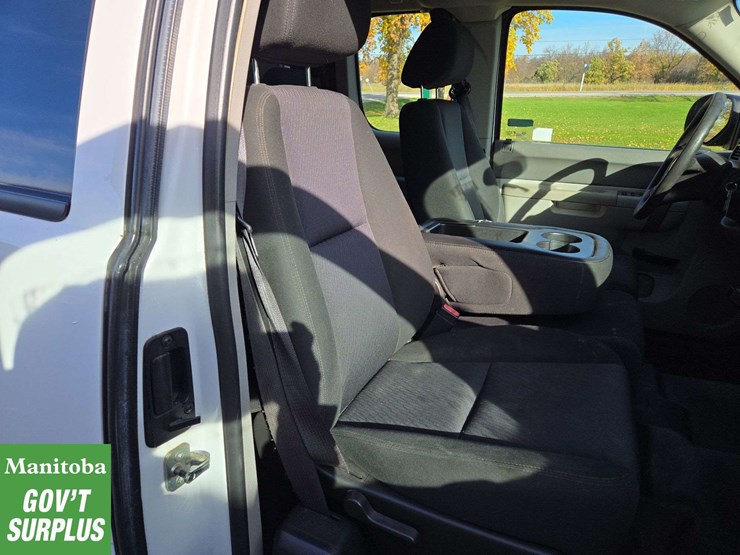 2010-gmc-sierra-2500hd-image-26