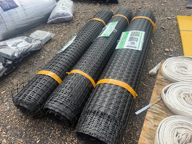 #8367-•-plastic-mesh-safety-fencing-roll-4.9’ft-.x164’ft-image-3