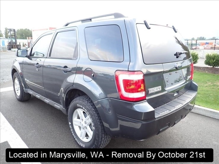 2010-ford-escape-image-10