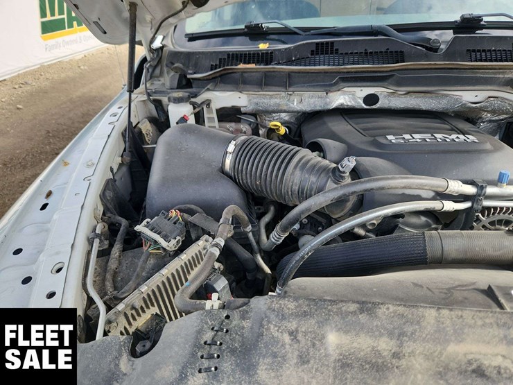 2016-ram-2500-slt-image-34