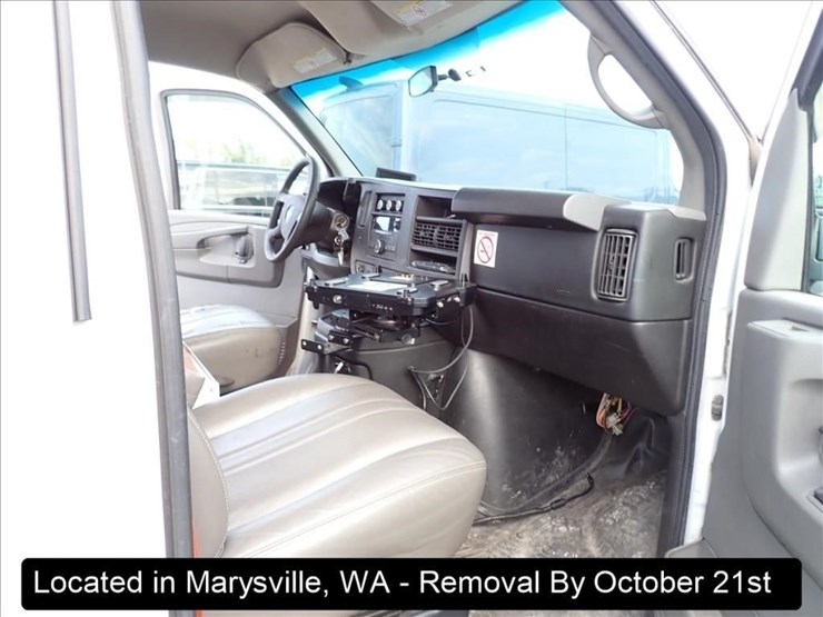 2011-chevrolet-express-2500-image-23