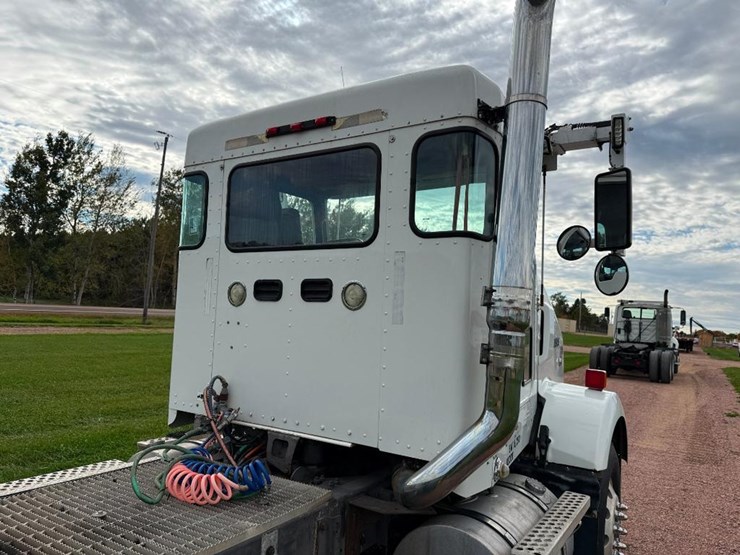 kenworth-t800-image-38