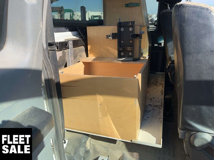 2015-ford-f350-image-15
