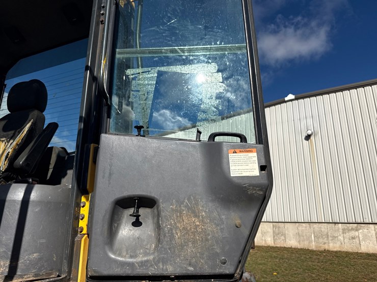 komatsu-wa320-image-47