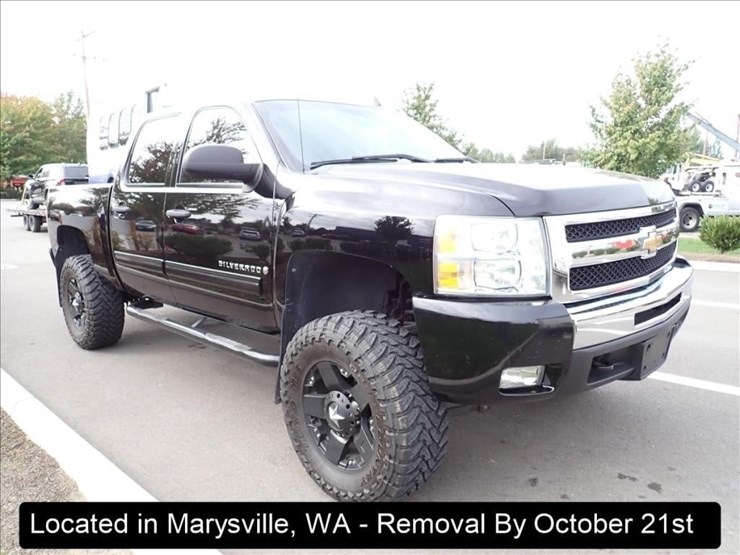 2011-chevrolet-1500-image-21