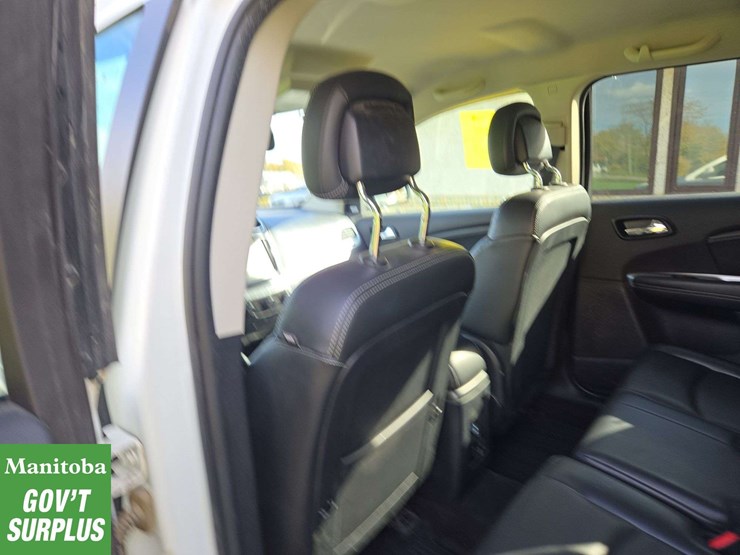 2014-dodge-journey-image-23