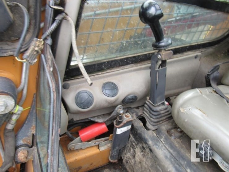 2013-case-sr200-image-7