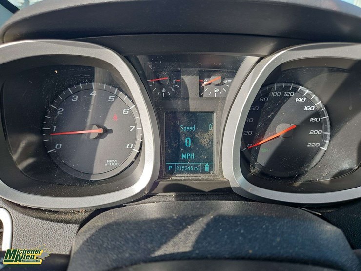 2012-chevrolet-equinox-lt-image-17