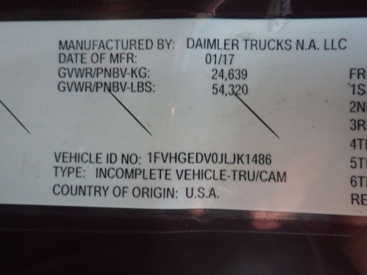 2018-freightliner-cascadia-113-image-18