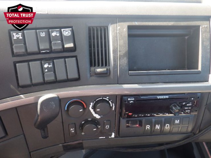 2019-volvo-vnr300-image-19