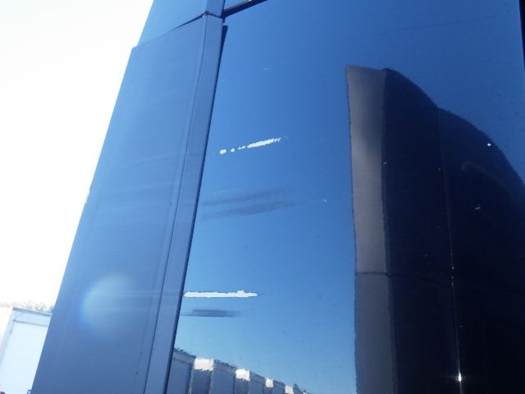 2016-volvo-vnl780-image-9