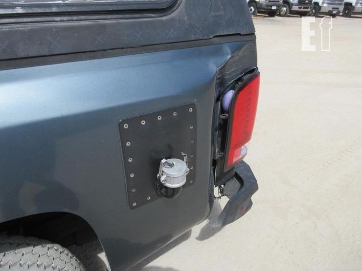 2008-chevrolet-3500-image-24
