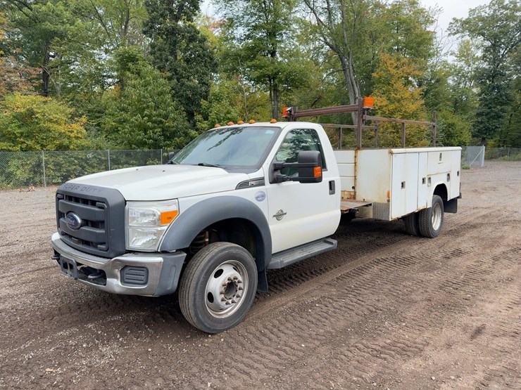 2015-ford-f550-xl-image-1