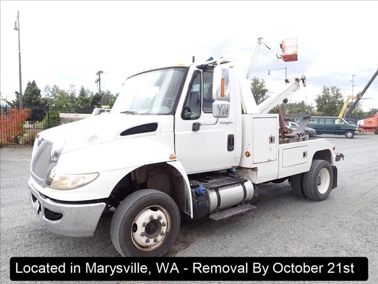 2015-international-4300-image-1
