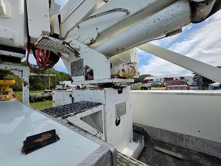 2007-international-durastar-4400-image-30