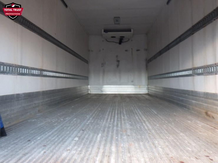2019-hino-155-image-7