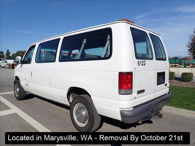 2006-ford-e350-image-9