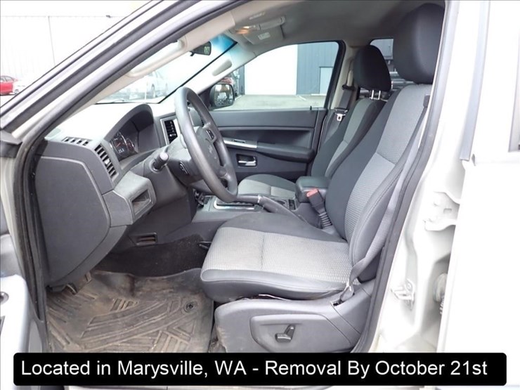 2009-jeep-grand-cherokee-image-13