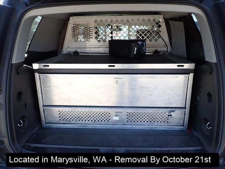 2016-chevrolet-tahoe-image-3