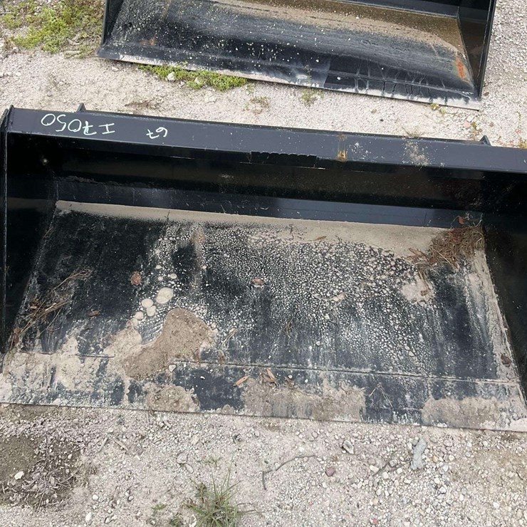 2026 Swict 60in Bucket Skid Steer Attachment