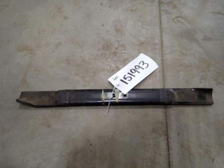 qty-of-2-22.5"-lawn-mower-blades-image-1
