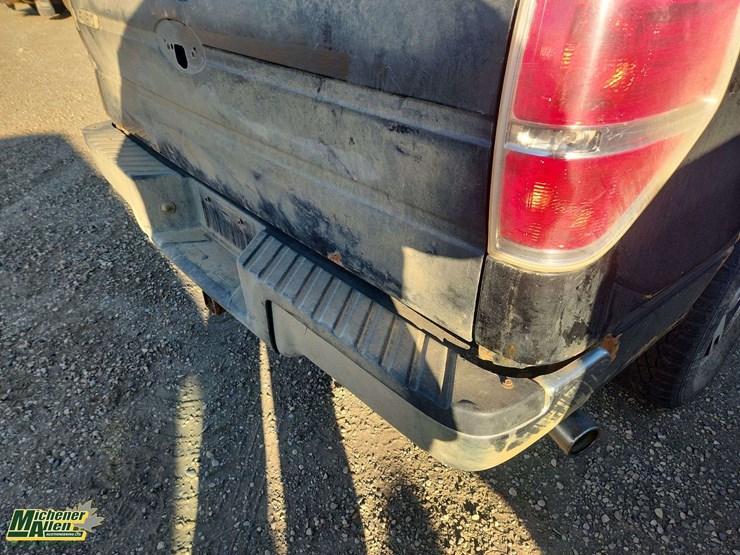 2011-ford-f150-image-28